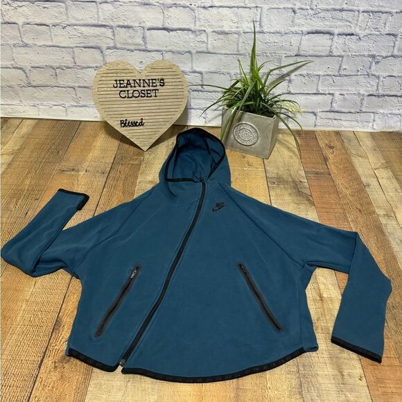 Nike Tech Butterfly Women's Hoodie Size Medium  (617358-483) Teal Blue Green - Picture 15 of 16